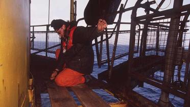 Greenpeace-Aktivisten besetzen die Brent Spar in der Nordsee, Mai 1995