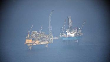 Die Gasförderplattform Elgin in der Nordsee östlich von Aberdeen/Schottland, März 2012.