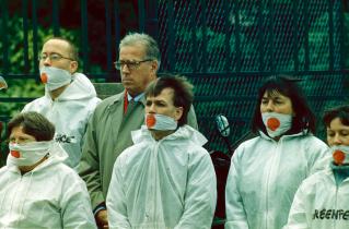 Toxics Action against Detention at Japanese Embassy in the Hague