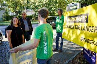 Protest gegen Laufzeitverlängerung beim Rückzug der Grünen Parlamentarier in Potsdam