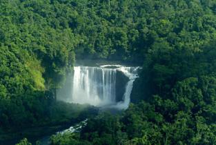 Wasserfall Papua-Neuguinea