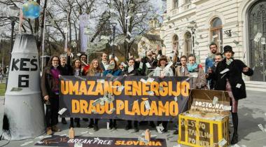 Ljubljana/Slowenien, 7. März 2017: Break-Free-Aktivisten protestieren gegen Subventionen für schmutzige Kohle