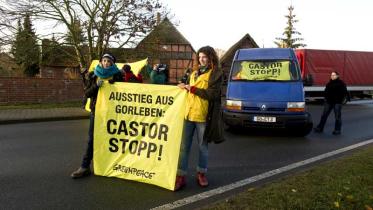 Castor-Protest mit Transporter 11/28/2011