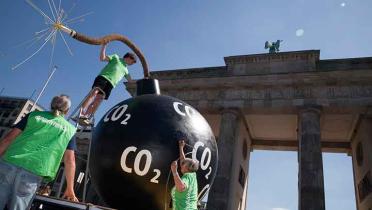 Protest vor dem Brandenburger Tor gegen CO2-Verpressung, Juli 2010