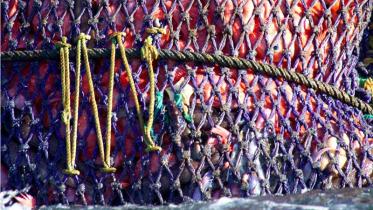 Fischernetz des Tiefsee Trawlers Chang Xing, Juni 2004