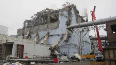 Einer von sechs Reaktoren des zerstörten AKW Fukushima nach dem Tsunami 2011 