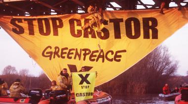 Greenpeace-Aktion an der Jeetzelbrücke im Wendland
