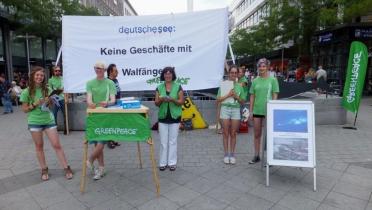 Greenpeace-Ehrenamtliche der Gruppe Hannover 