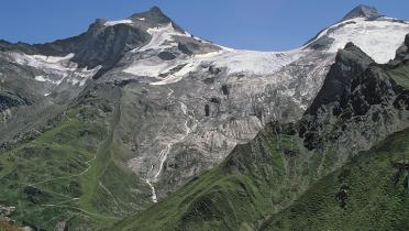 Der Tiroler Hintertuxergletscher  (Tuxer Ferner), Hintertux, Zillertal, Österreich, auf einer Aufnahme vom 17.8.2012