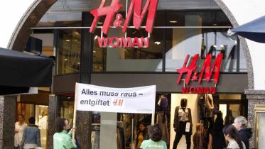 Detox Aktion für giftfreie Mode von H&M in München, September 2011