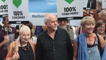 Klimagipfel 2014: Designerin Vivienne Westwood, Musiker Peter Gabriel und Schauspielerin Emma Thompson bei der Demonstration in London.