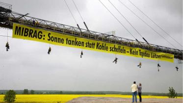 Aktion in Leipzig gegen Einrichtung des MIBRAG Braunkohletagebau Luetzen, Mai 2010