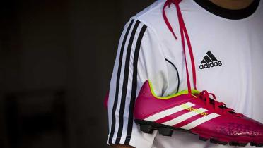 Ein Adidas Schuh der aktuellen WM Kollektion, 30.04.2014