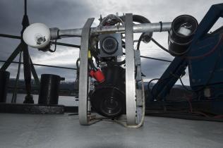 Unterwasserkamera an Bord der Rainbow Warrior, März 2009