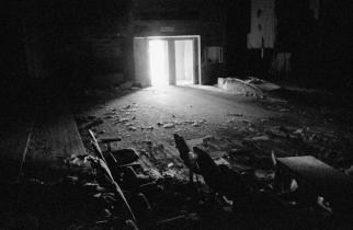 Das ehemalige Kino von Pripjat bei Tschernobyl, August 2005