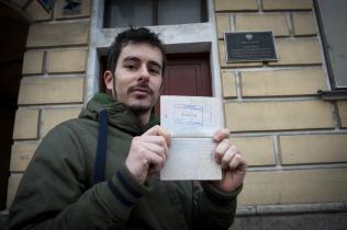 Cristian d'Alessandro hat sein Visum erhalten, Dezember 2013