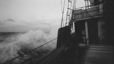 Auf dem Weg nach Amchitka gerät die "Phyllis Cormack" in einen Sturm, September 1971