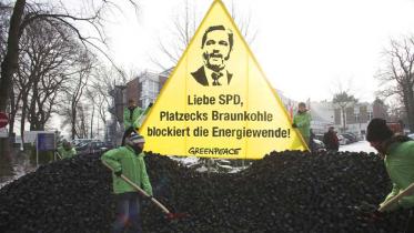 Protest bei SPD Konferenz in Potsam gegen Platzecks Kohlekurs im Januar 2012