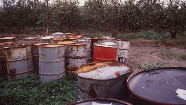 Giftmüllfässer in Rumänien gefunden im Februar 1993