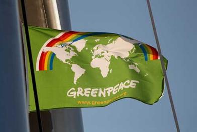 Greenpeace ist international