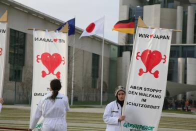 Protest against Japanese Whaling in Berlin