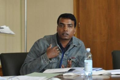 Adivasi-Aktivist Punit Minj während seiner Reise durch die Schweiz und Deutschland