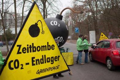 Rechtsgutachten: CO2-Endlager durch Länderklausel nicht ausschließbar., März 2011