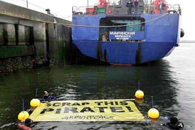 duikers-van-greenpeace-bevesti