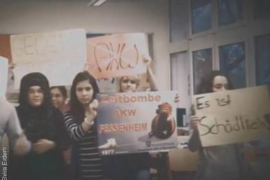 Schulklasse aus Lörrach startet Projekt gegen Atomkraft