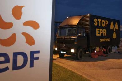 Greenpeace-Aktivisten protestieren am Jahrestag der Tschernobyl-Katastrophe, Juni 2007