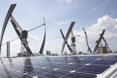 Windräder auf dem Greenpeace Dach in Hamburg, 02.07.2013