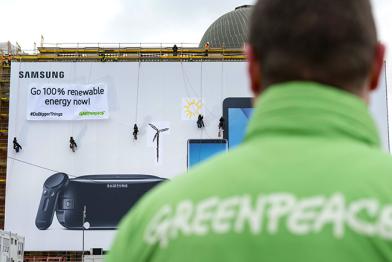 Kletteraktion am Berliner Stadschloss 