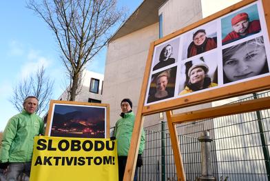 Mahnwache vor der slowakischen Botschaft in Berlin