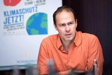 Martin Kaiser auf Pressekonferenz in Berlin