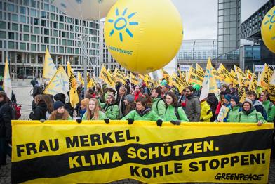 17000 Demonstranten bei Klima-Demo in Berlin