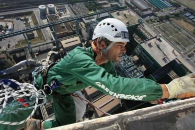 Protest am Kohlekraftwerk Federico in Italien, gegen die G8 Regierungen. August 2009