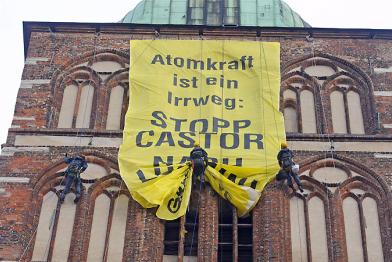 Greenpeace-Protest gegen Castor-Transport nach Lubmin 02/10/2011