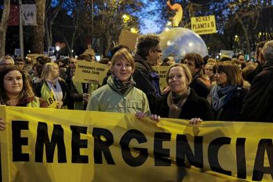 Lisa Göldner und Tina Löffelbein auf der Demo in Madrid anlässlich der Weltklimakonferenz im Dezember 2019