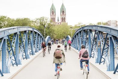 Fahrradbrücke in Freiburg