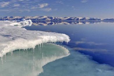 Schmilzendes Packeis