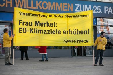 Protest CDU-Parteitag Merkel und COP18