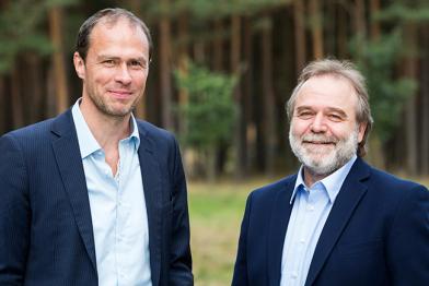 Martin Kaiser und Roland Hipp, Geschäfstführer von Greenpeace