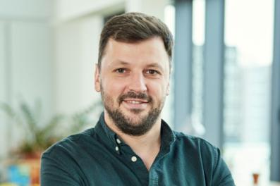 Harald Gross schaut in die Kamera