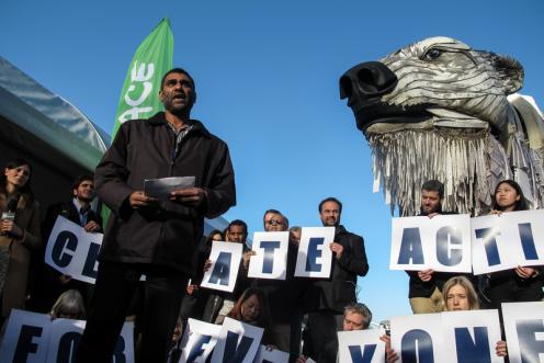 Kumi Naidoo und Auroqa bei der COP21