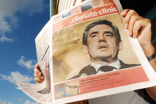 Gefälschte Zeitung während des Labour-Parteitags in Bournemouth