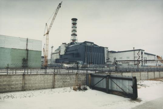Der erste Sarkophag im Atomkraftwerk Tschernobyl im Jahr 1994