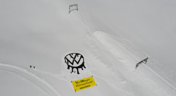 Protest gegen VW an der Zugspitze