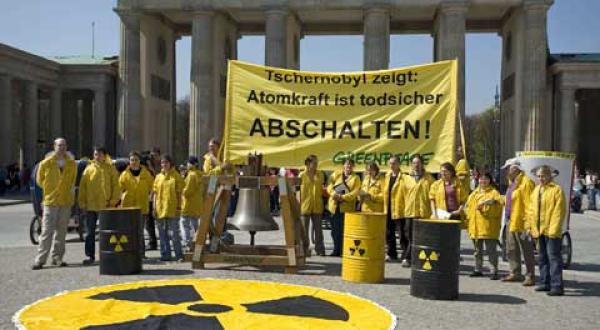 Tschernobyl-Mahnwache in Berlin
