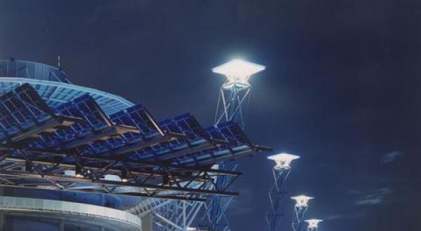 Olympia-Stadium in Sydney, Australien. Die 19 Solartürme erleuchten bei Nacht den Olympic Boulevard.