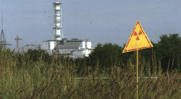 Radioaktivitaets-Warnschilder in Tschernobyl